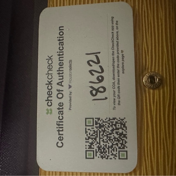 Louis Vuitton Yellow Epi Wallet - Picture 15 of 15